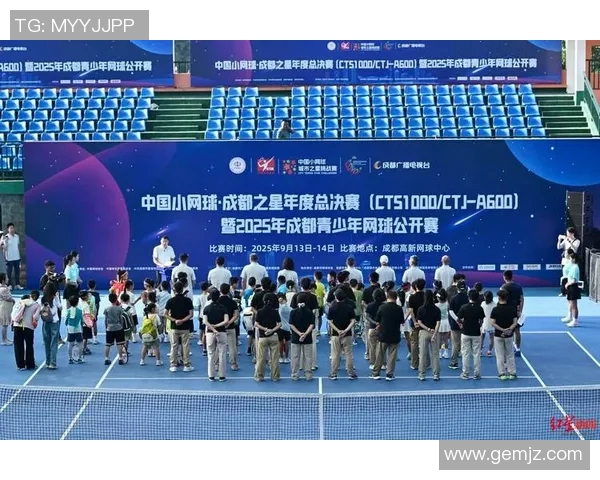 成都网球队在钻石联赛中的团队协作展现出卓越实力与默契配合