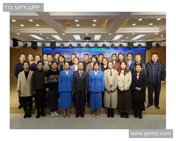 李强独家分享：深入解析排球技巧与心得体会，助你提升竞技水平